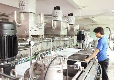 汽车零部件喷淋清洗机